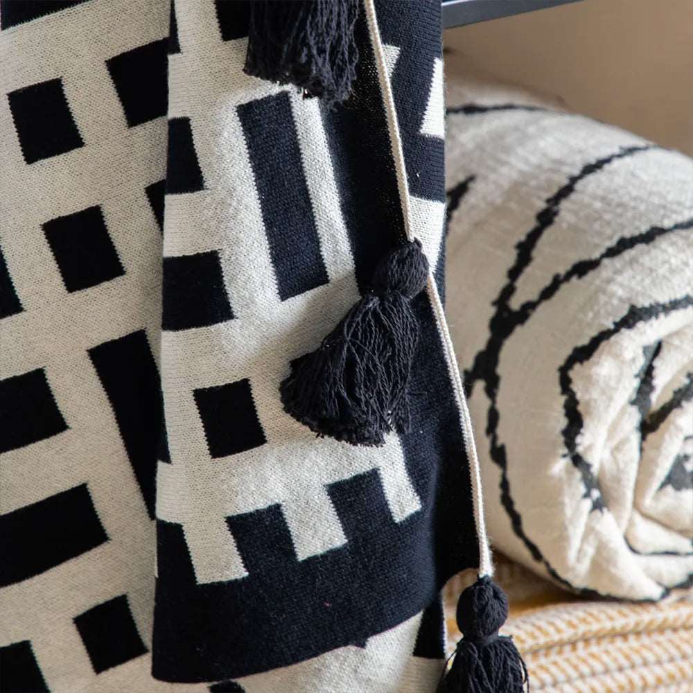 Black and Cream Knitted Tassel Throw