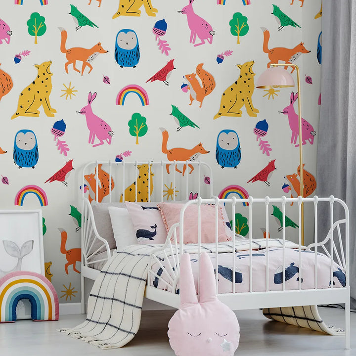 Joules Country Critters Heroes white / Rainbow Wallpaper